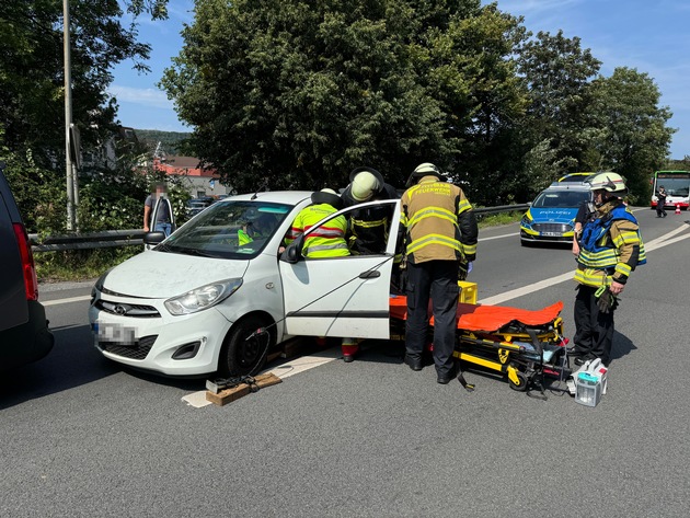 FW-EN: Zwei First Responder und Verkehrsunfall mit Personenschaden