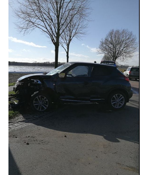 POL-CE: Wienhausen - Frau verletzt sich bei Verkehrsunfall auf der K 50