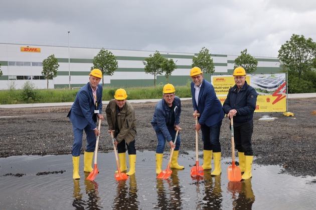PM: DHL Supply Chain: Spatenstich für europäisches Batterielogistikzentrum in den Niederlanden / PR: DHL Supply Chain Breaks Ground on European Battery Logistics Hub in the Netherlands