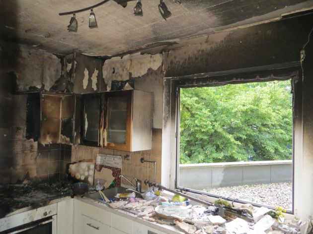 FW-E: Küchenbrand in Seniorenwohnanlage