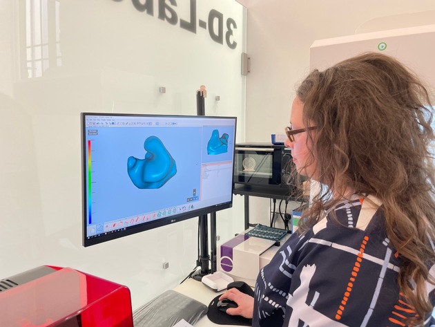 Die Kompetenz f&uuml;r unsichtbare H&ouml;rl&ouml;sungen sichtbar machen: IM OHR MANUFAKTUR z&auml;hlt zu den erfolgreichsten IAS-Markenkonzepten