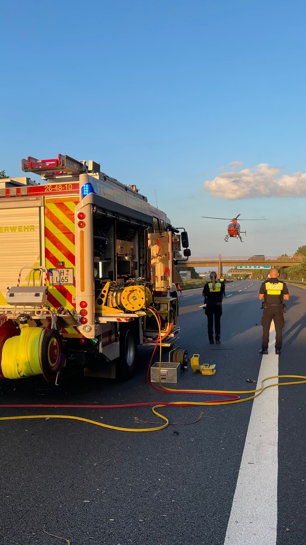 FW Lehrte: Schwerer Unfall auf der A2 zwischen Lehrte und Hämelerwald