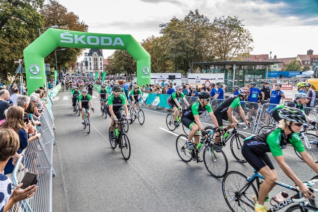 ŠKODA mobilisiert das Radsport-Festival Deutschland Tour als offizieller Partner