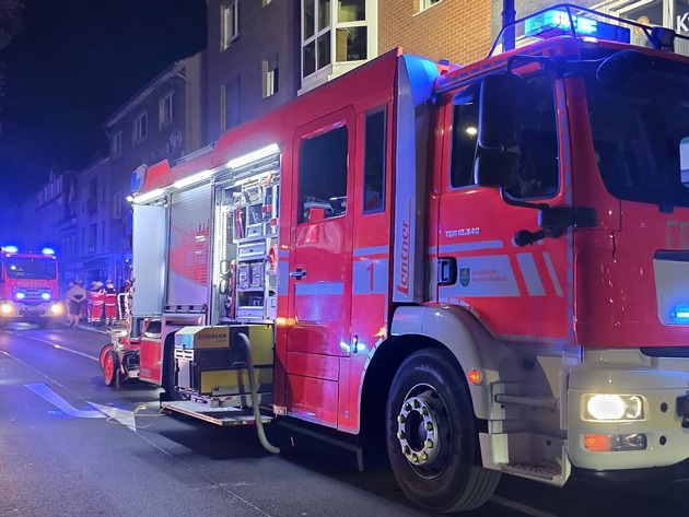 FW-GL: Rauchentwicklung in Treppenhaus sorgt f&uuml;r Einsatz von Feuerwehr und Polizei - Gemeinsame Pressemitteilung