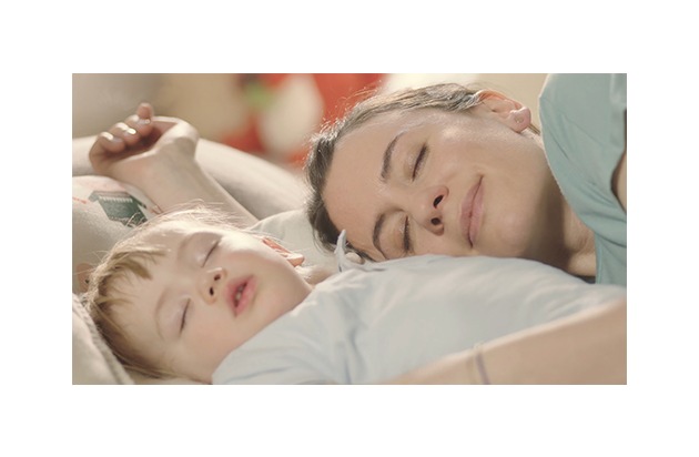 Ruhig schlafen trotz Neurodermitis - die neue TV-Kampagne von LETI Pharma