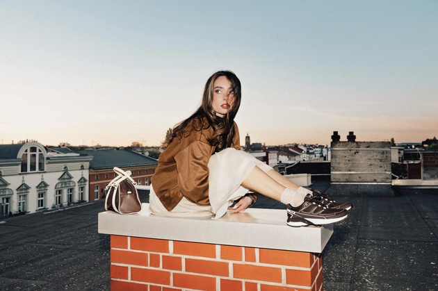 &bdquo;Create Offline Memories&ldquo;: DEICHMANN und FILA launchen Gen-Z-Kampagne mit Kayla Shyx