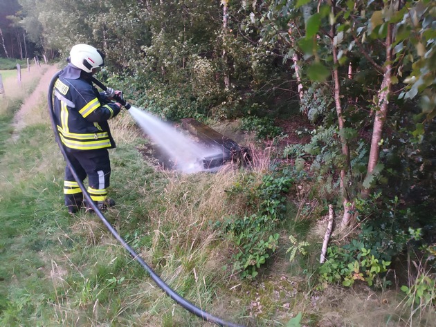 FW-EN: Feuerwehr rückt zweimal aus