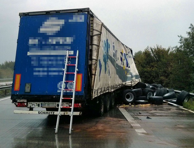 POL-PPWP: Nach 13 Stunden war die Autobahn wieder frei