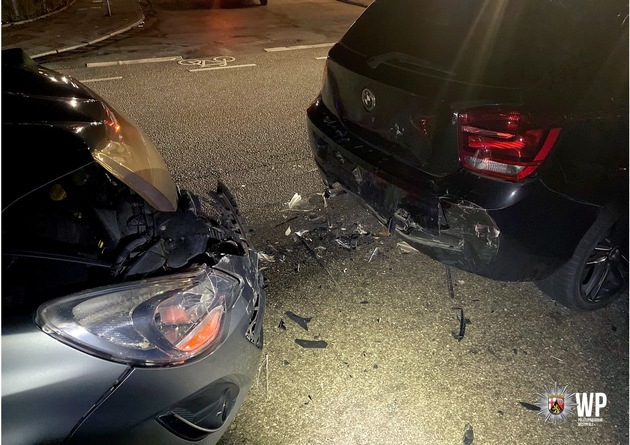 POL-PDKL: Zu wenig Abstand und zu unaufmerksam?