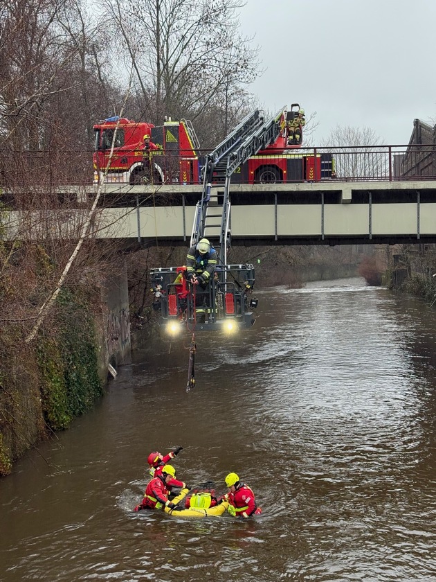 FW-EN: Übung mit Strömungsrettern und 3 Einsätze am Vormittag
