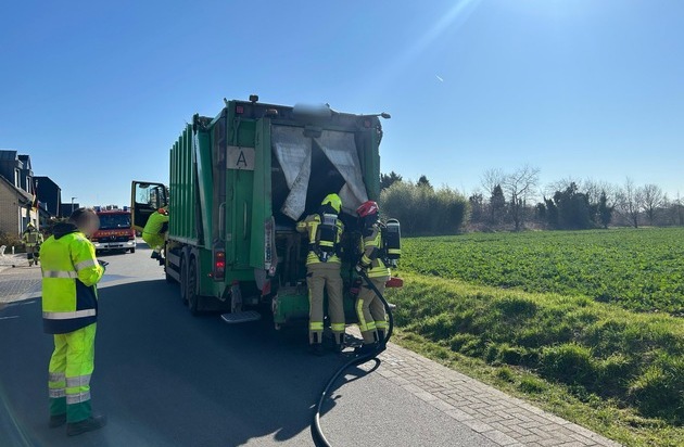 FW Alpen: LKW-Brand