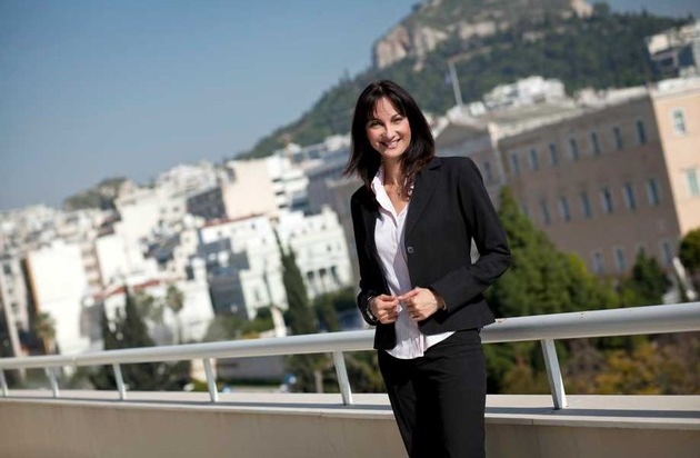 TUI AG: "Das Griechenland, das ich liebe" - Interview mit Elena Kountoura, Tourismusministerin von Griechenland