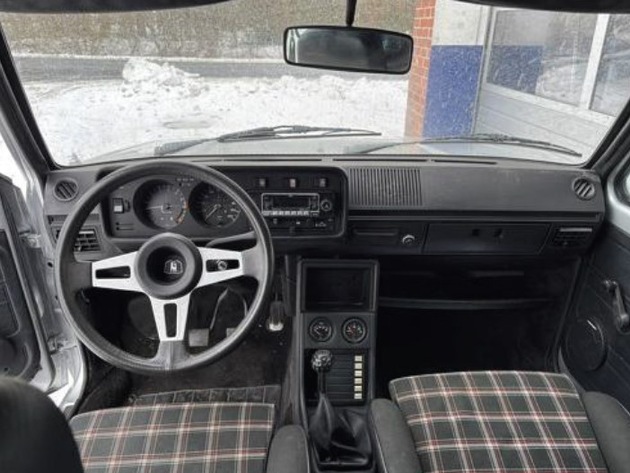 POL-ROW: Zeugen nach VW-Komplettentwendung in Mulmshorn gesucht