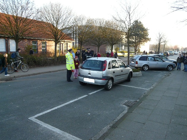 POL-WL: Präventive Verkehrssicherheitsaktionen im Landkreis Harburg &quot;Rücksicht auf Kinder ... kommt an&quot;