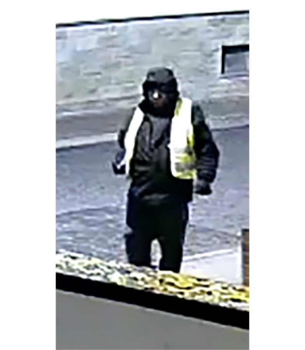 LKA-HE: &Ouml;FFENTLICHKEITSFAHNDUNG nach zweifachem T&ouml;tungsdelikt in Raunheim -Polizei und Staatsanwaltschaft suchen Tatverd&auml;chtigen mit Video!