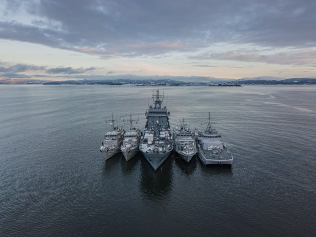 NATO-Minenjäger in Kiel - Norwegischer Kommandeur auf deutschem Flaggschiff