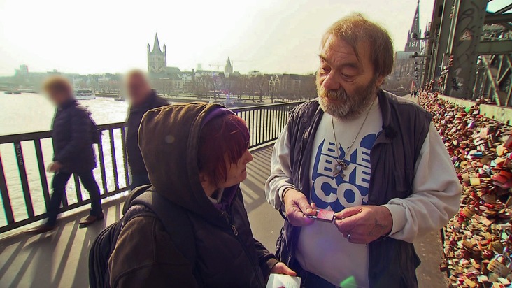 Neue Folgen bei RTLZWEI - &quot;Armes Deutschland&quot;: Carola will heiraten!