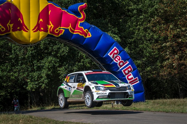 SKODA Youngster Kreim bei der Rallye Deutschland weiter in den Top Ten (FOTO)