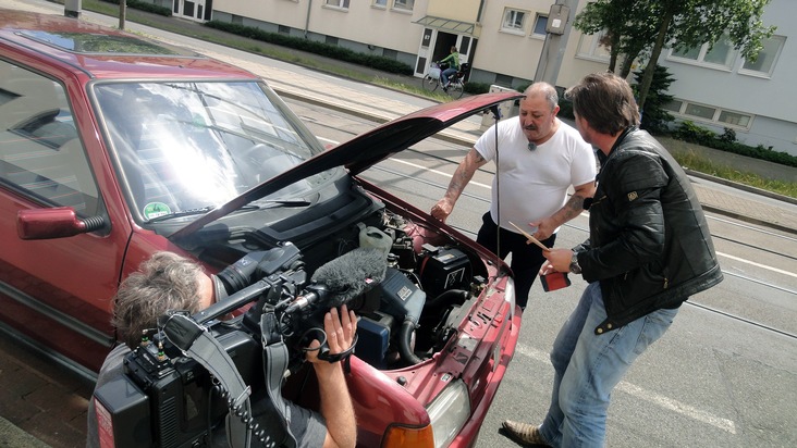 &quot;Mein neuer Alter&quot;: Det Müller sucht Siebensitzer für Familienurlaub in Italien