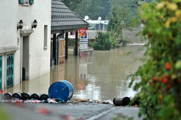 Hochwasser - Das Elektrogewerbe lässt seine Kunden nicht im Regen stehen