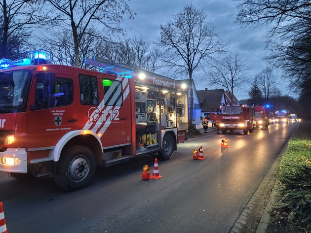 FW-ROW: Verpackung brennt auf Herdplatte