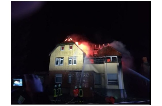 POL-CE: Langlingen - Brand eines alten, leerstehenden Einfamilienhauses