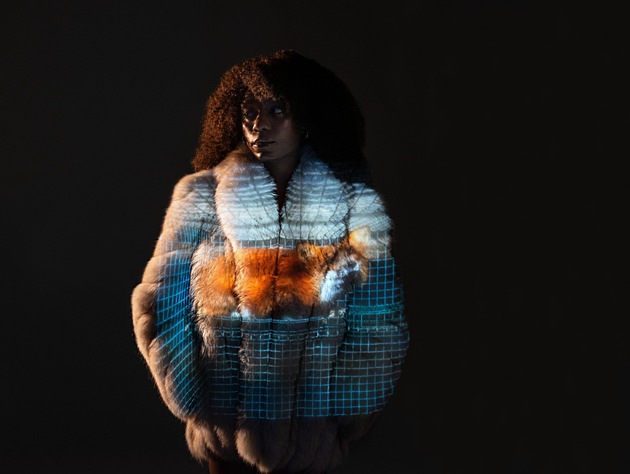Enth&uuml;llt: Neue Kampagne zeigt Tierqu&auml;lerei des Pelzhandels / Humane World for Animals lanciert "Reality Projected"-Kampagne mit preisgekr&ouml;ntem Modefotografen.