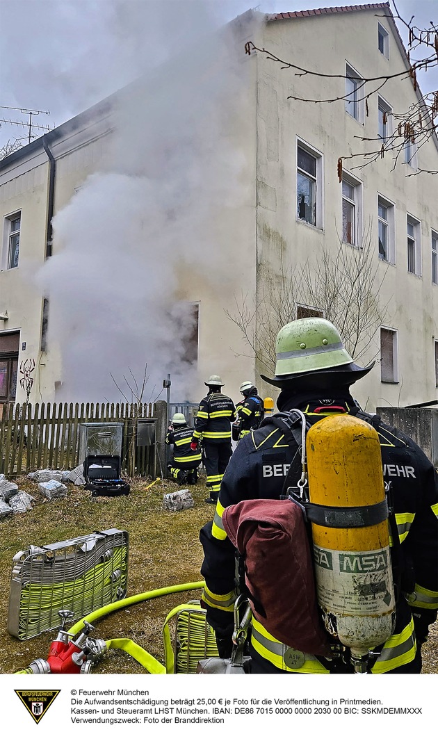 FW-M: Brand in leer stehendem Gebäude (Obermenzing)