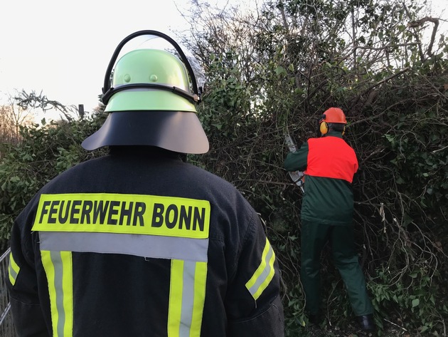 FW-BN: Rund 170 Einsätze für die Feuerwehr Bonn durch Sturmtief Friederike