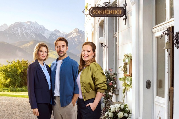 Verliebt in den Mann der gro&szlig;en Schwester: "Die Landarztpraxis - Team Sonnenhof" startet am Montag, 29. Juni, um 19 Uhr in SAT.1 und schon morgen auf Joyn