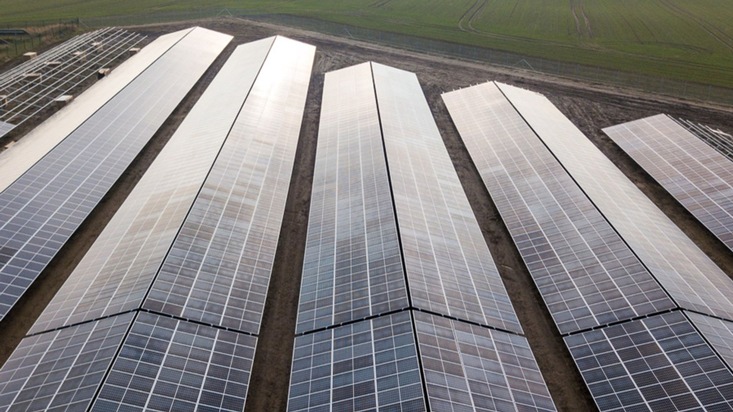 GP JOULE startet Bau eines 96-Megawatt-Solarparks in Nordenham