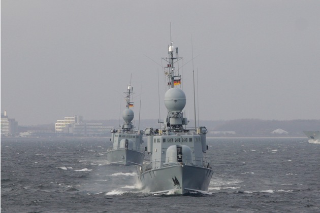 Die Schnellboote haben sich überall gezeigt - von Deutschland bis nach Afrika.
Nach 55 Jahren verabschieden sich die Schnellboote aus dem Dienst der Deutschen Marine.