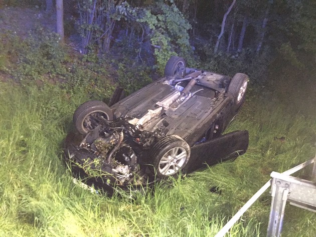 FW-GE: Verkehrsunfall auf der BAB A2 9.5.15 22:17Uhr