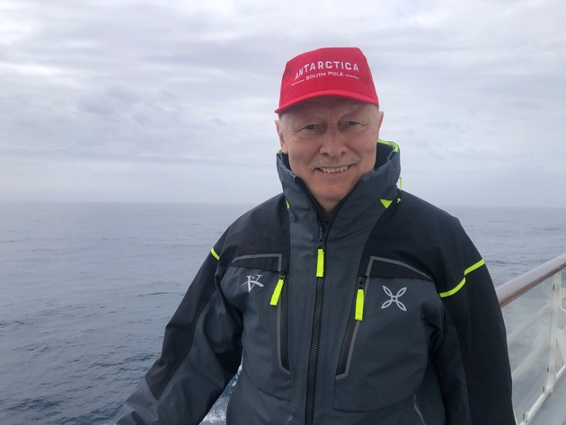 Ikarus Tours PolarNews Einladung Presse-Fr&uuml;hst&uuml;ck: F&uuml;hrender Polarforscher &amp; Branchenexperte Nicolas Kitzki &uuml;ber die Faszination der letzten wei&szlig;en Flecken der Erde