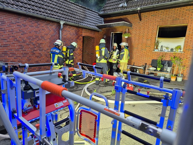 FW Datteln: Wohnungsbrand