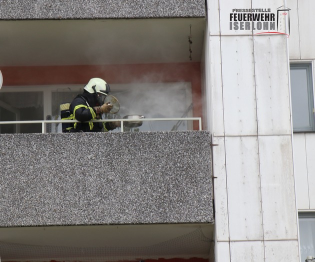 FW-MK: Angebranntes Essen löst Rauchmelder aus