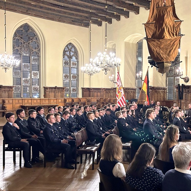 FW-HB: Gel&ouml;bnis &amp; Jubil&auml;en: Freiwilligen Feuerwehren im Bremer Rathaus gew&uuml;rdigt