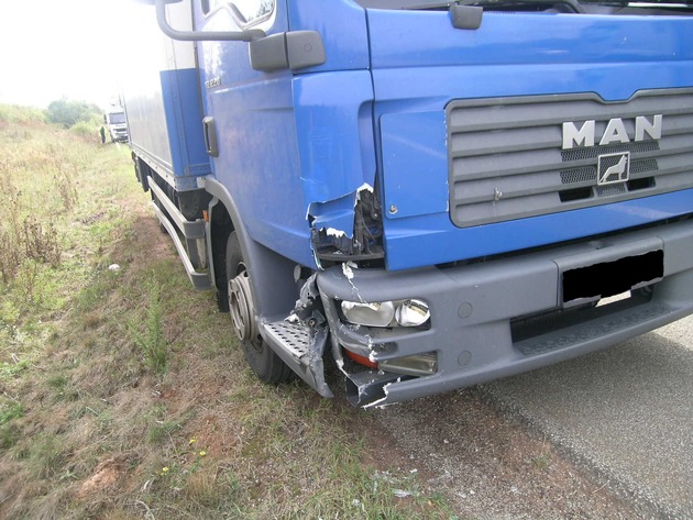 POL-PDKL: A63, Winnweiler, Kollision nach Fahrstreifenwechsel