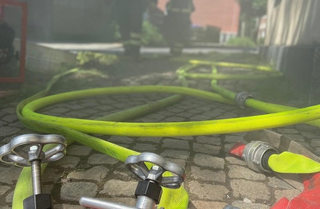 FW Witten: Folgemeldung: Dachstuhlbrand in Witten