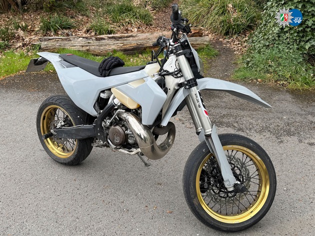 POL-HSK: Schwerpunktkontrollen am Sorpesee - Polizei zieht klare Linie im Motorradverkehr