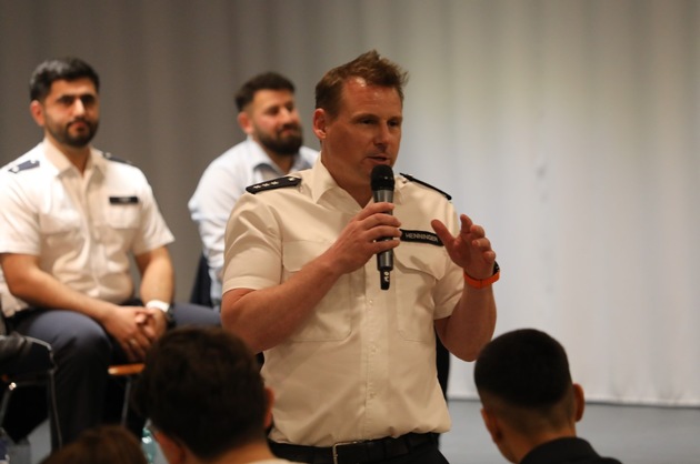 POL-OF: Zweite Veranstaltung &quot;Cops im Dialog - Polizei und Schule im Austausch&quot; im Zuständigkeitsbereich des Polizeipräsidiums Südosthessen