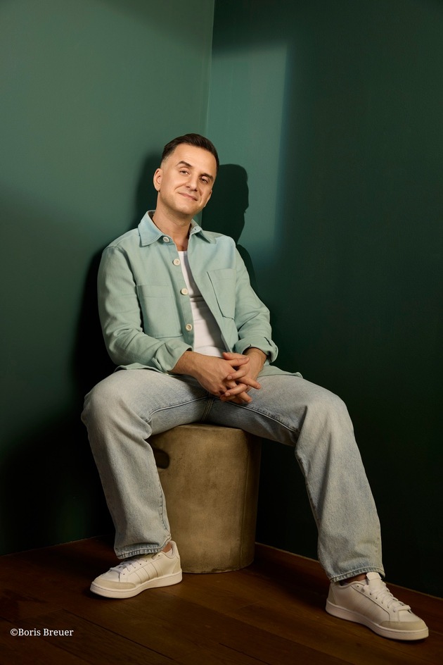 Pressemeldung: Özcan Cosar ist neuer Lesebotschafter