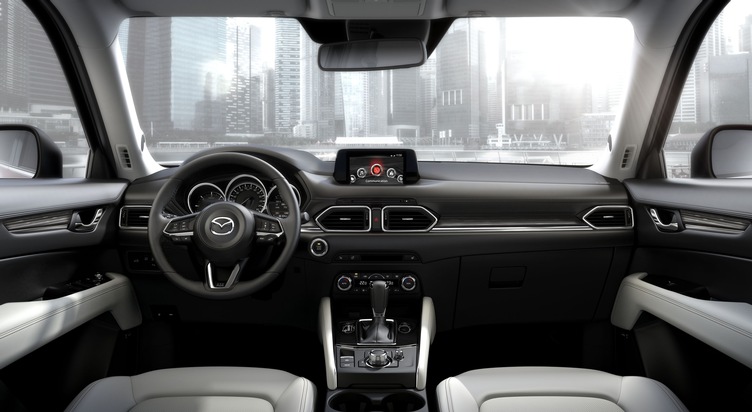 Le tout nouveau Mazda CX-5: Première européenne au Salon International de l&apos;Automobile de Genève 2017 - Mazda (Suisse) SA communique les prix de son crossover compact