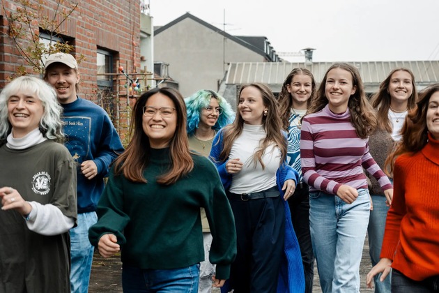 Zwischen Schulabschluss und Studienstart / Erst Orientierung, dann Studium: ecosign verbindet ein Orientierungsjahr mit anerkannten Studienleistungen