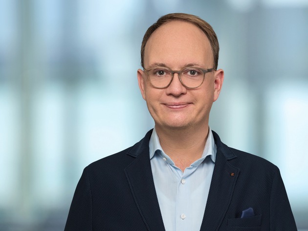 IVA ordnet F&uuml;hrungsstrukturen neu