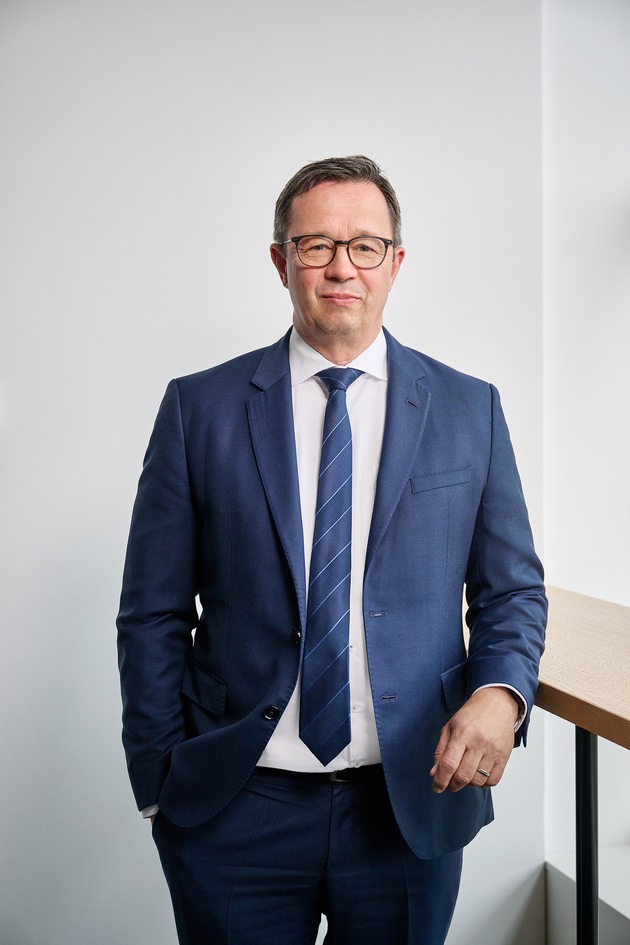 Regionergy-Fonds: LHI Gruppe und Versicherungskammer Tecta Invest kooperieren für die Transformation der deutschen Energieinfrastruktur