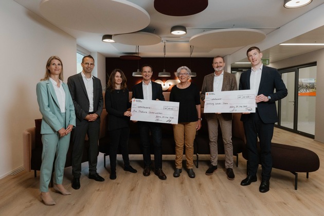 Medienmitteilung: Zufriedene Kundinnen und Kunden bei der Nidwaldner Kantonalbank