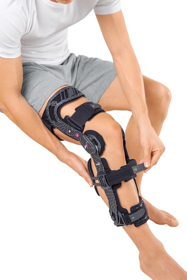 Stabilit&auml;t f&uuml;r K&ouml;rper und Kopf / Sportpsychologe Dr. Tom Kossak &uuml;ber die mentale Rolle von Orthesen im Leistungssport