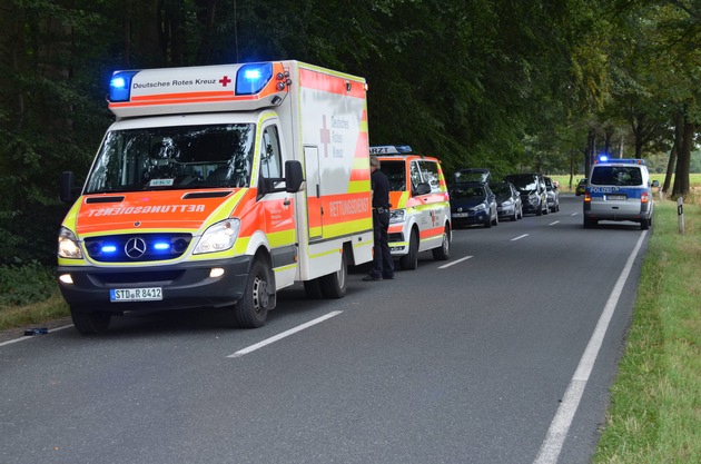 POL-STD: 45-jähriger Radfahrer bei Unfall zwischen Horneburg und Issendorf tödlich verletzt