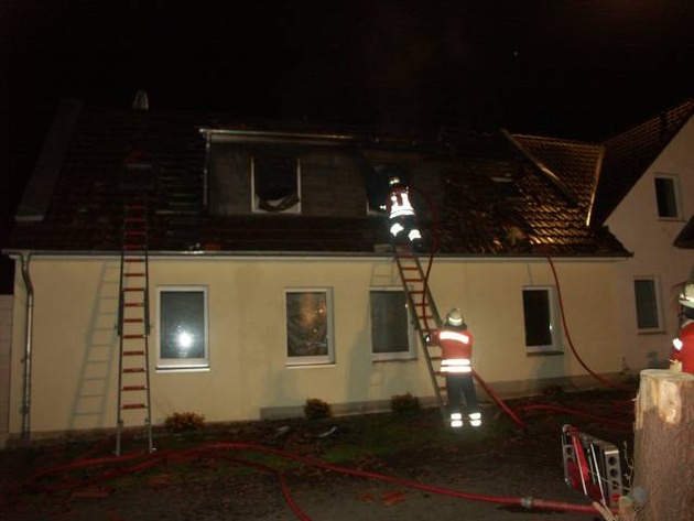 POL-NI: Fernseher verursacht Wohnungsbrand - Bilder im Download -